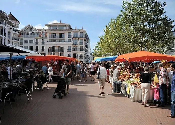 : T2 Moderne A 2 Pas De La Avec Balcon, Wifi, Parking Et Tv Cinema - Fr-1-420-71 Apartment Arcachon